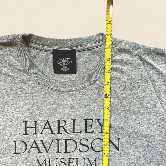 2000s Harley Davidson Museum Milwaukee, WI Long Sleeve Tee - Picture 6 of 6